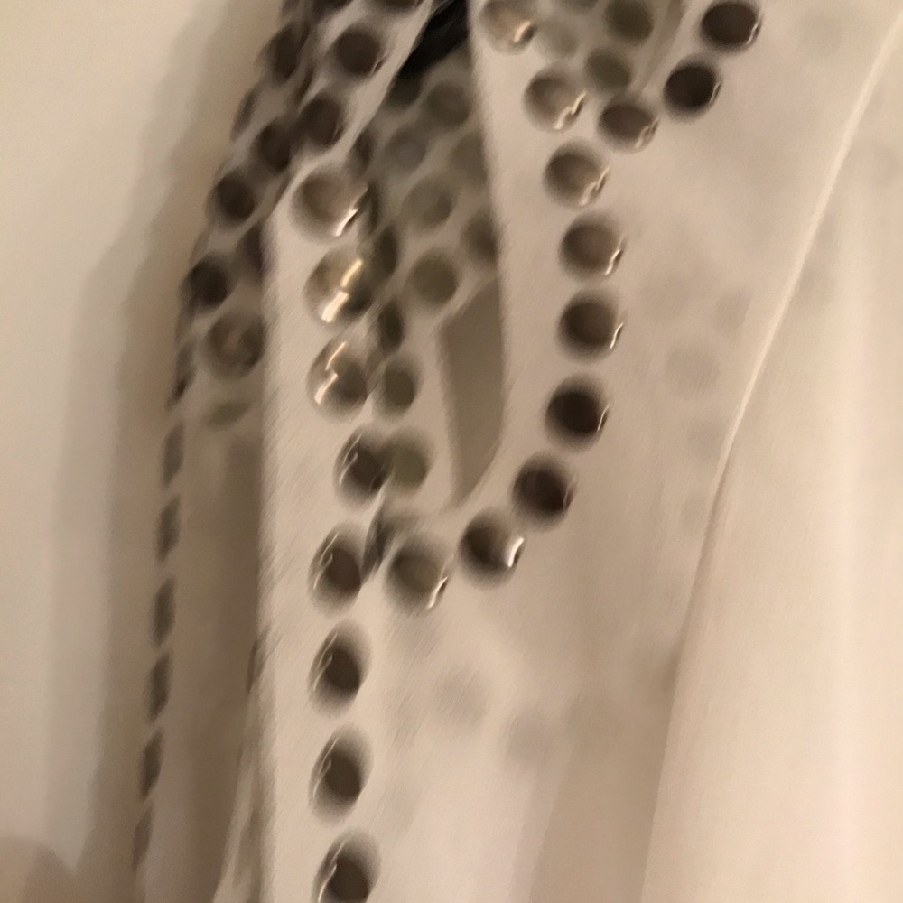 Women’s blouse